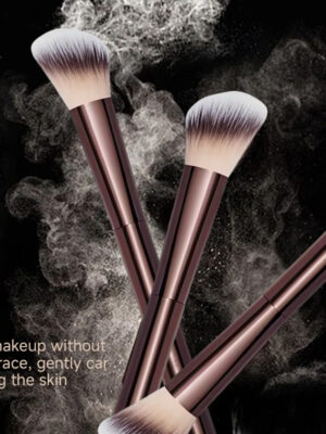 Best Changing Foundation 13 腮红刷3